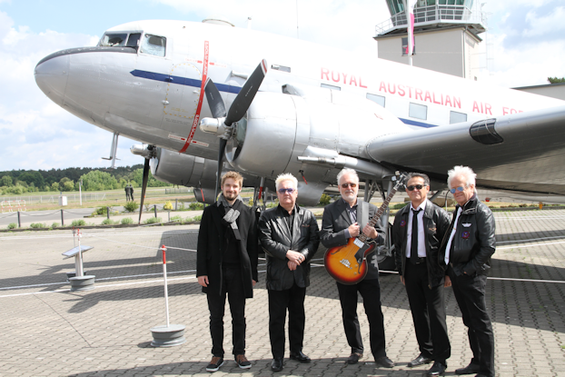 Beat Pilots mit Instrument Wenn dieses Bild nicht angezeigt werden kann, laden Sie die Seite bitte erneut.