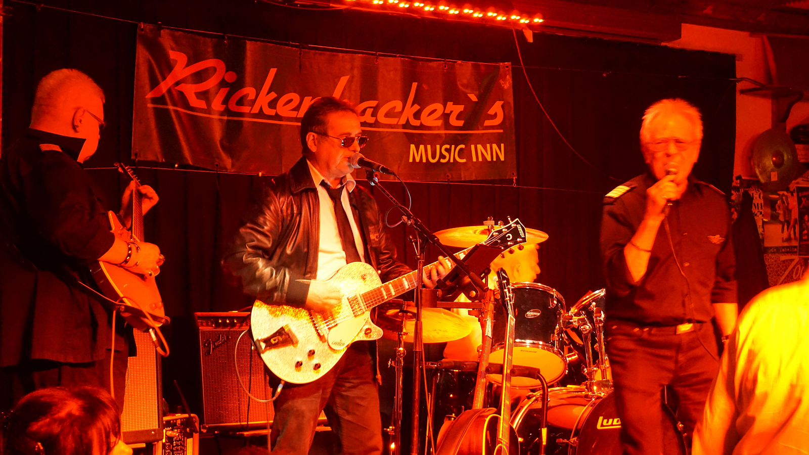 Rickenbackers 16.08.2019 Gitarren Gesang Wenn dieses Bild nicht angezeigt werden kann, laden Sie die Seite bitte erneut.